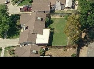 830 Pierce Ave, Fresno, CA 93727-2458