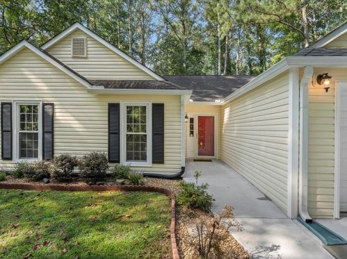 1108 Canvas Back Dr, Holly Springs, GA 30189-5430