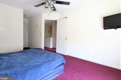 88 Courtyard Dr, Carlisle PA  17013-1395 exterior