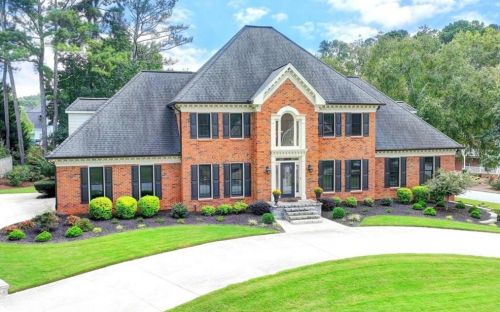 1311 Bromley Dr, Lithonia, GA 30078-5930