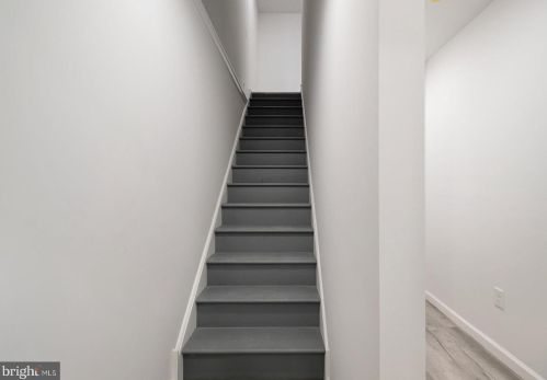 2543 11 St, Philadelphia PA  19133-1413 exterior