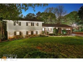 1859 Nancy Creek Dr, Atlanta, GA 30341-1445