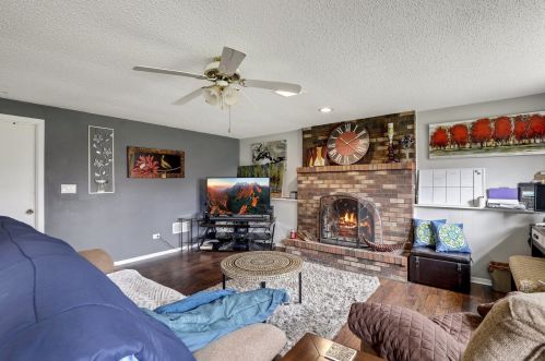 510 Cyn Trl, Carol Stream IL  60188-1364 exterior