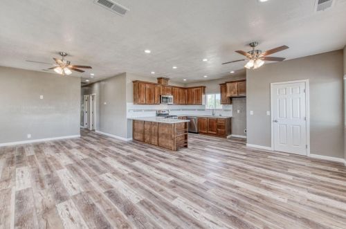 22643 Avenue 18 3/4, Madera, CA 93637-9756