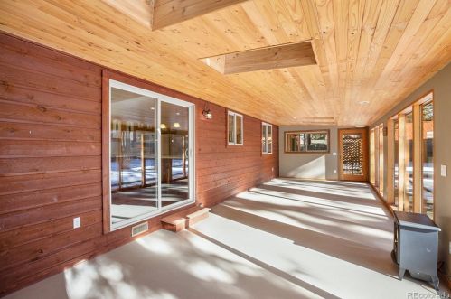 251 Gunnison Ave, Woodland Park CO 80863-1362 exterior