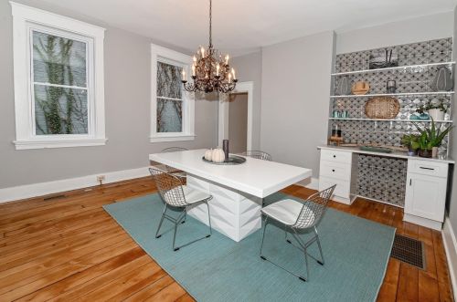 2612 Hemlock St, Cincinnati OH  45206-1608 exterior