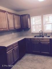 1343 Boat Rock Rd, Atlanta GA  30331-7315 exterior