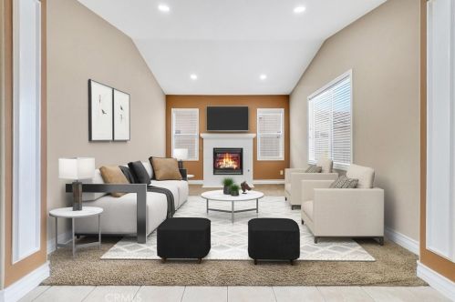 17653 Cedarwood Dr, Riverside CA  92503-7038 exterior