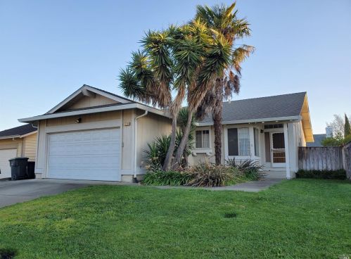 719 Vintage Ave, Fairfield, CA 94534-7418