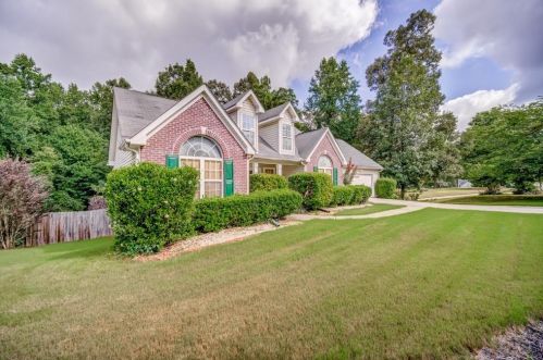 140 Trelawney Pl, Porterdale, GA 30016-3383