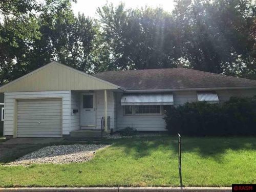 205 6th Ave, Mapleton, MN 56065-2019
