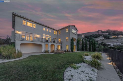 3155 Ashbourne Cir, San Ramon, CA 94583-9100