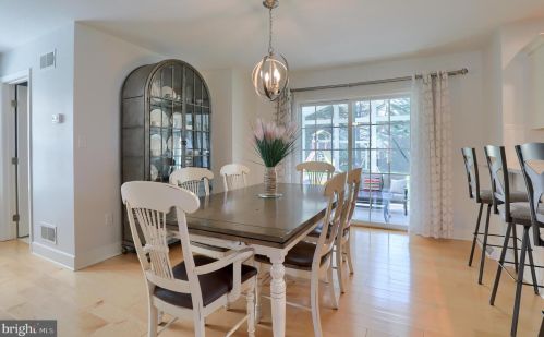 1518 Sunset Ave, Lancaster PA  17601-4328 exterior