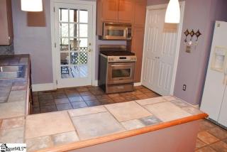 106 Montclair Ave, Greenville SC  29609-4747 exterior