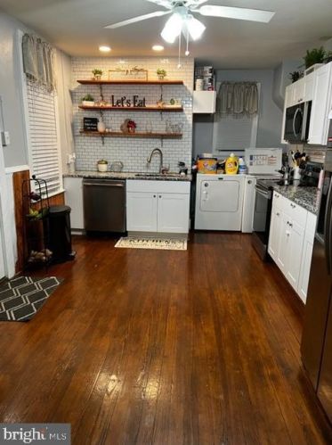 303 New Dorwart St, Lancaster PA  17603-5223 exterior
