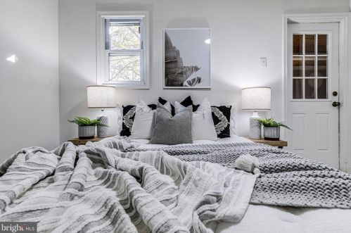 1005 Shore Acres Rd, Arnold MD  21012-1725 exterior