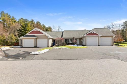 976 Pleasant Valley Rd, Wapping CT  06074-4219 exterior