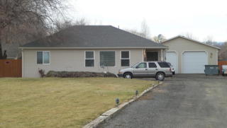 4307 Coolidge Pl, Yakima, WA 98903-2520