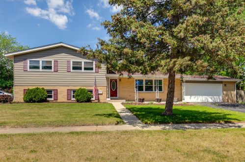 2110 Alta Vista Dr, Waukegan, IL 60087-4064