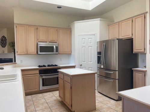 10107 Norman Ct, Irving TX  75063-5960 exterior