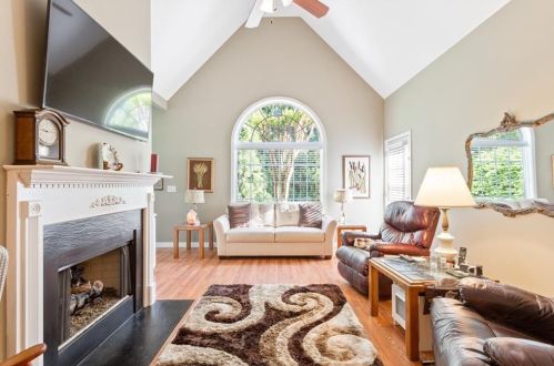 1212 Creek Forest Ln, Austell, GA 30106-1486