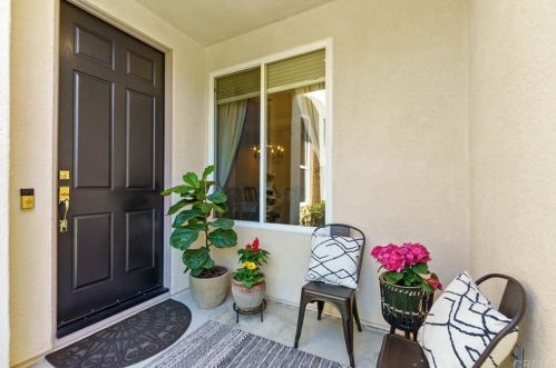 3702 Saddle Dr, Carlsbad, CA 92010-6574