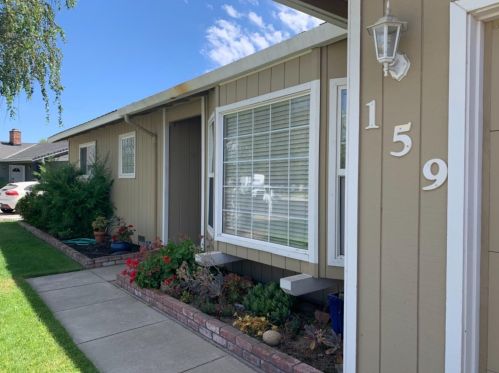 159 Mulholand Dr, Ripon, CA 95366-2124