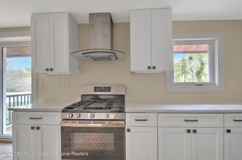 212 Cold Indian Spg Rd, Tinton Falls NJ 07712-3224 exterior