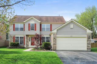 320 Helena Ave, Lake Barrington, IL 60084
