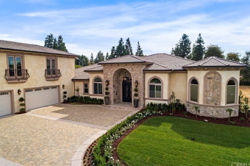 635 Pinnacle Ridge Rd, Riverside, CA 92506-7541