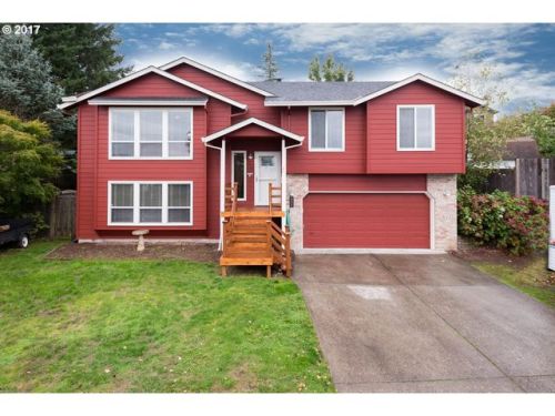 438 30th Ct, Wood Village, OR 97060-3159