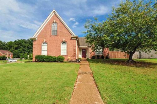1056 Stable Run Dr, Cordova, TN 38018-0109