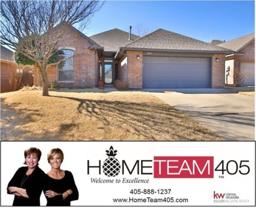 2217 Cobblestone Ct, Edmond, OK 73034-4263