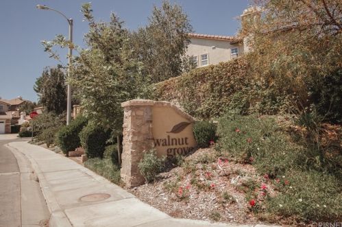3428 Sweetgrass Ave, Simi Valley, CA 93065-0561