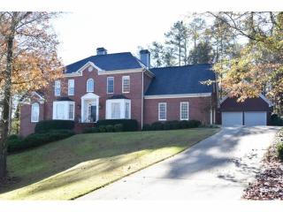 260 Plantation Way, Roswell, GA 30075-2870