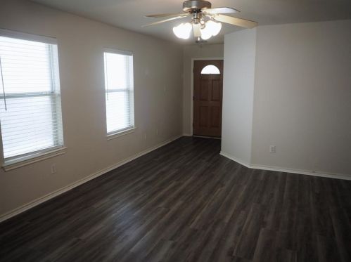 11421 Church Canyon Dr, Austin TX  78754-5901 exterior