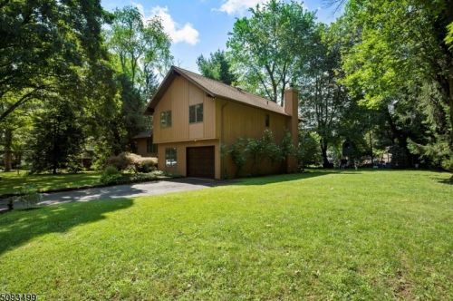 15 Frances St, Piscataway, NJ 08854-6015