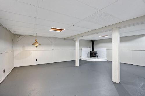 1590 Fawnvista Ln, Cincinnati OH 45246-2039 exterior