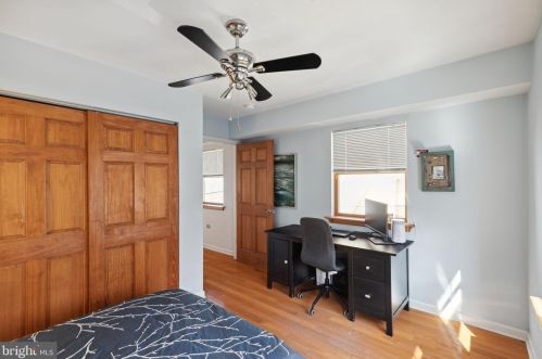 812 12 St, Philadelphia PA 19147-2624 exterior