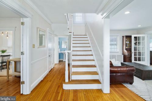 307 Chews Landing Rd, Tavistock, NJ 08033-3839