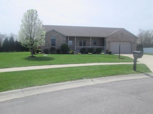 748 Cinnamon Teal Ct, Hobart, IN 46342-9497