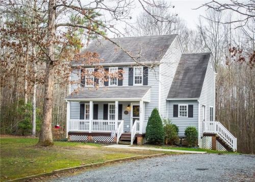 538 Bent Creek Ln, Bumpass, VA 23024-2749