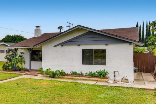 346 Gladstone St, San Dimas, CA 91773-1812