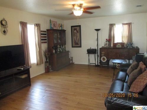 901 Davis St, Morgans Point, TX 76513-3821