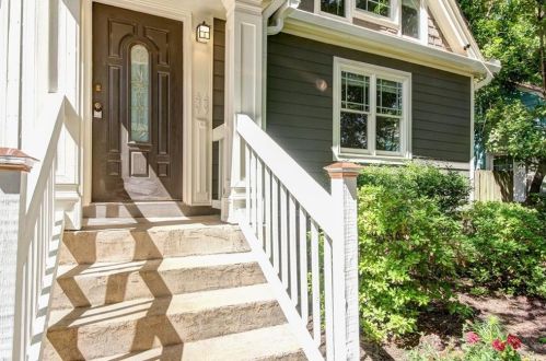 1326 Metropolitan Ave, Atlanta, GA 30316-1670