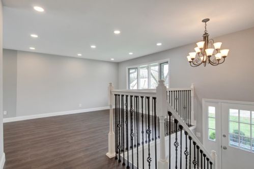 2225 Coldspring Rd, Crown Point IN  46307-9335 exterior