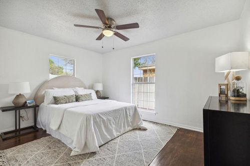 3821 Mercury St, Fort Worth TX  76111-5142 exterior