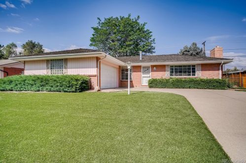 865 Hoyt St, Denver, CO 80215-5819