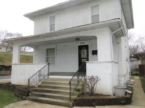 652 4th Ave, Joliet, IL 60433-1967