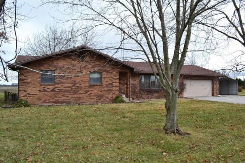 3232 Old 51 Rd, Fairman, IL 62882-2528